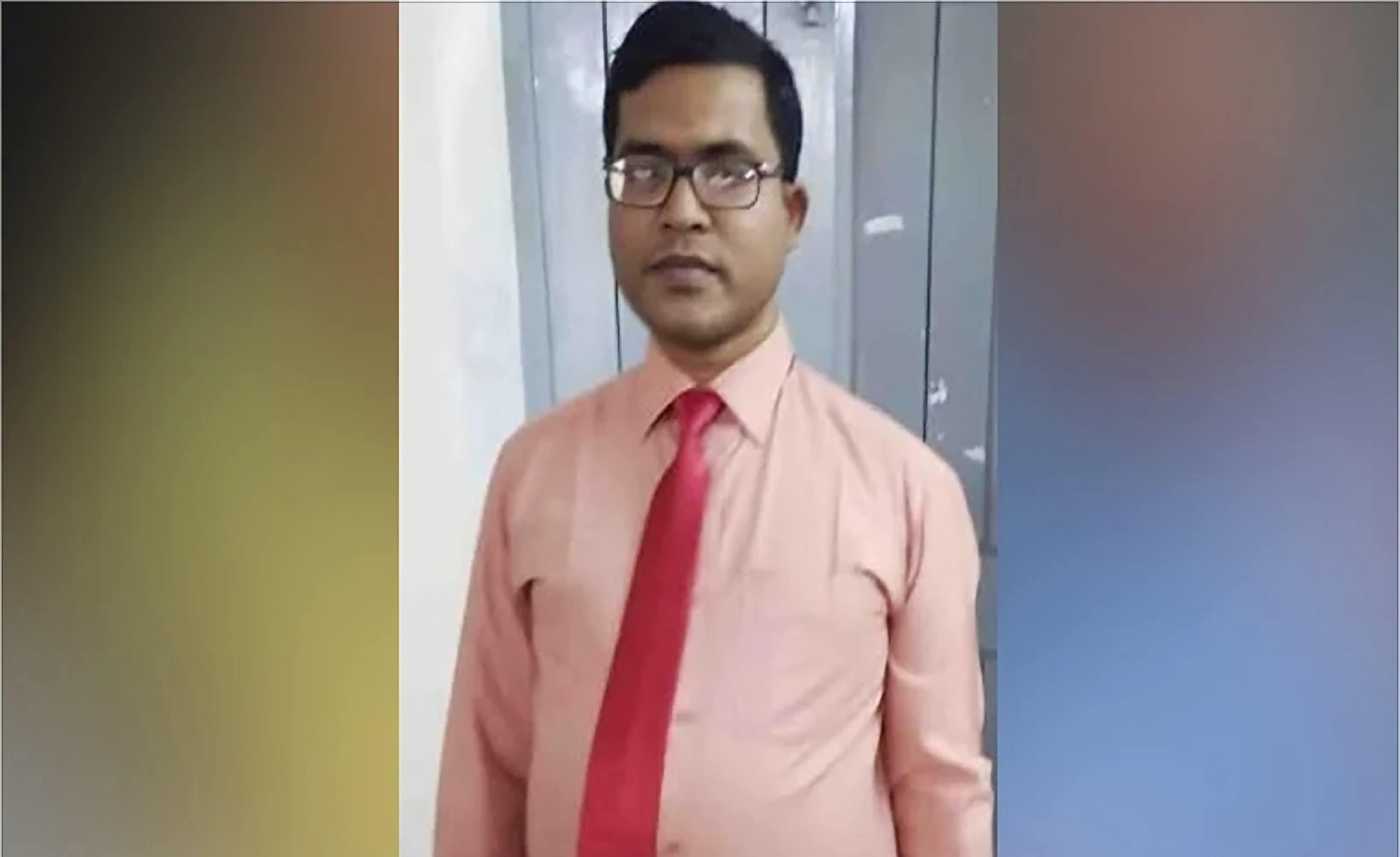 ভেদরগঞ্জের হোটেলকক্ষে শিক্ষকের মরদেহ, ফোনে ২০ হাজার টাকা দাবির অভিযোগ