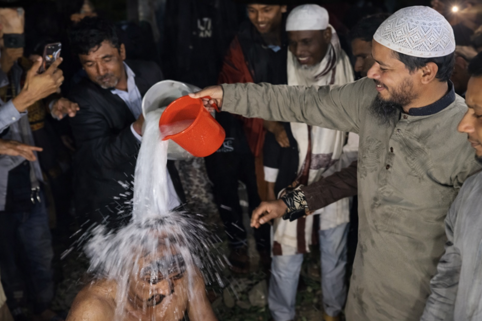 পটুয়াখালীর বাউফলে বিএনপি নেতার দলত্যাগ, সমর্থকসহ জামায়াতে যোগদানের ঘোষণা