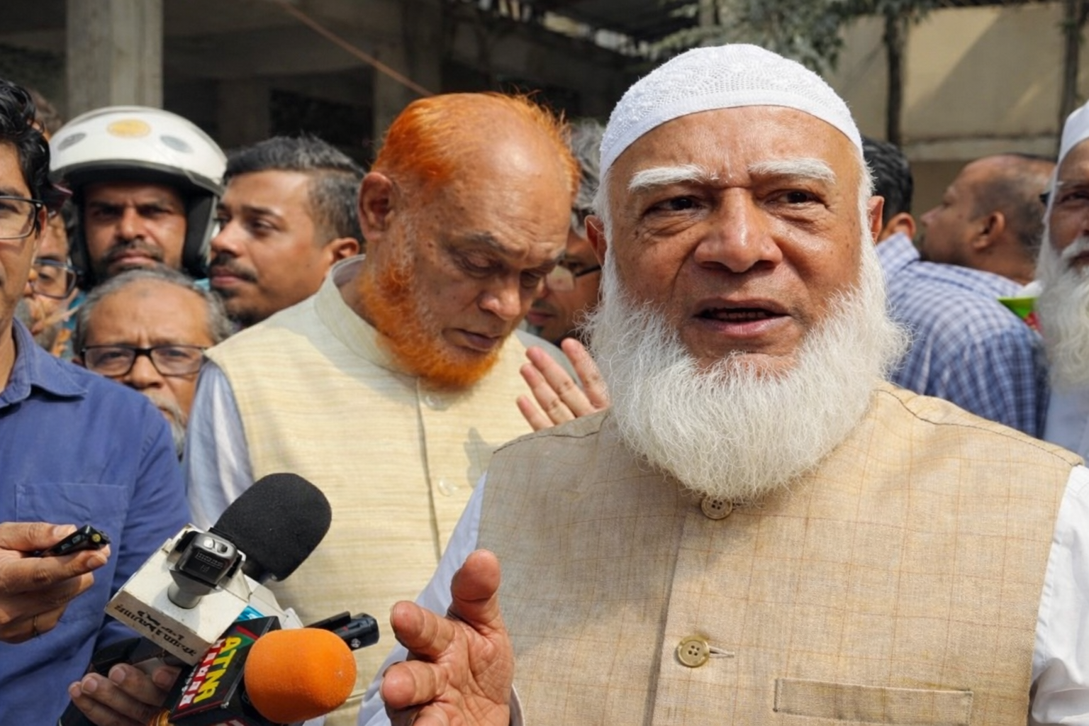 নির্বাচনী জনসংযোগে ঐক্যের বার্তা দিলেন জামায়াতের আমীর শফিকুর রহমান