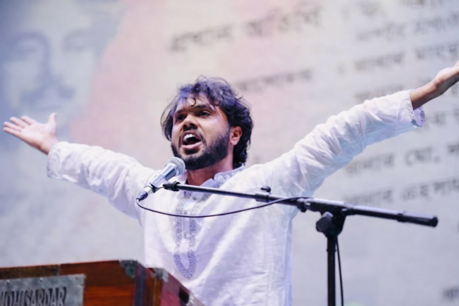 ওসমান হাদি হত্যার বিচার দাবি করে সামাজিক যোগাযোগমাধ্যমে বক্তব্য দিলেন স্ত্রী রাবেয়া ইসলাম