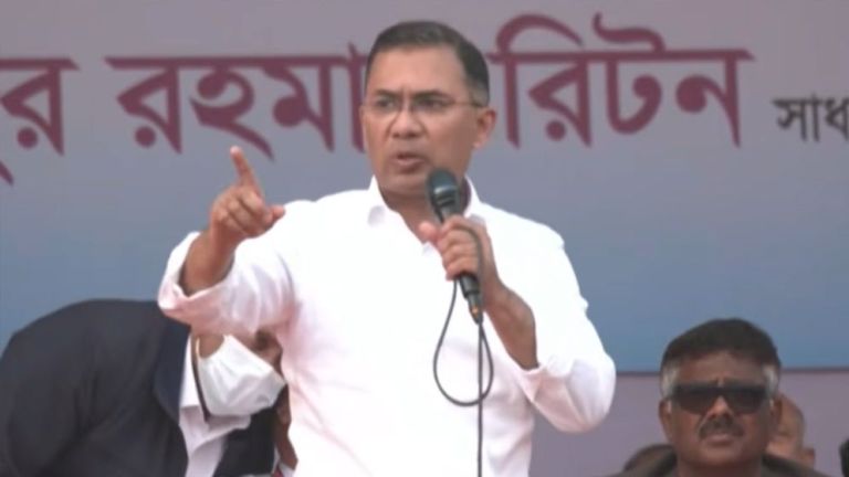 রাজশাহীর জনসভায় তারেক রহমানের প্রতিশ্রুতি: ১০ হাজার টাকা পর্যন্ত কৃষিঋণ মওকুফ ও পদ্মা ব্যারেজ উদ্যোগ
