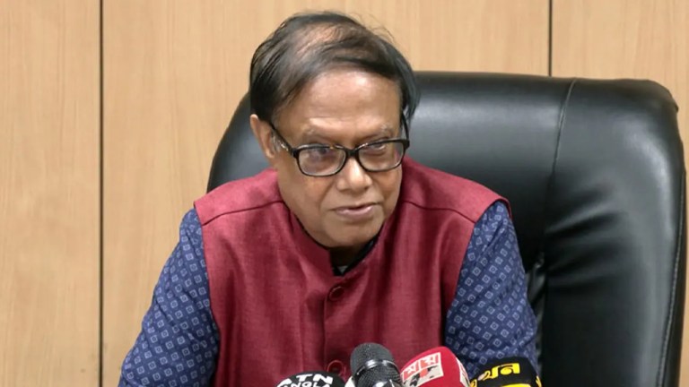 পদত্যাগ ও ছুটি নিয়ে গুজব নাকচ করলেন গভর্নর, সম্মিলিত ইসলামী ব্যাংক নিয়ে দিলেন বার্তা