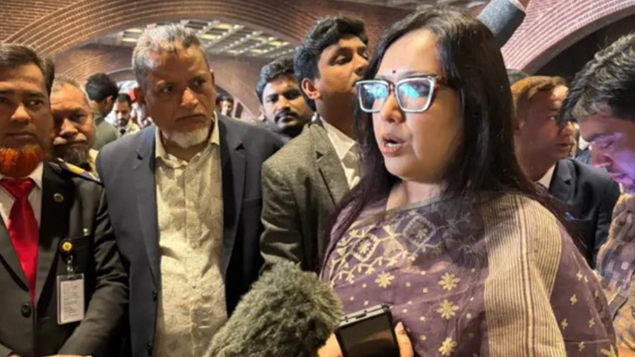 শপথ গ্রহণ শেষে আওয়ামী লীগ প্রসঙ্গে যা বললেন রুমিন ফারহানা