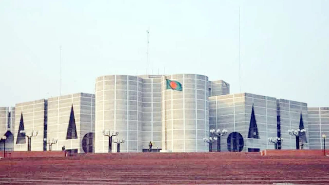 মন্ত্রী হলে কী সুযোগ সুবিধা পান