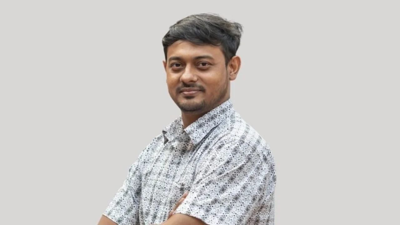 নাসীরুদ্দীন পাটওয়ারীর বিরুদ্ধে মানহানি ও ভয়ভীতি প্রদর্শনের অভিযোগে মামলার আবেদন