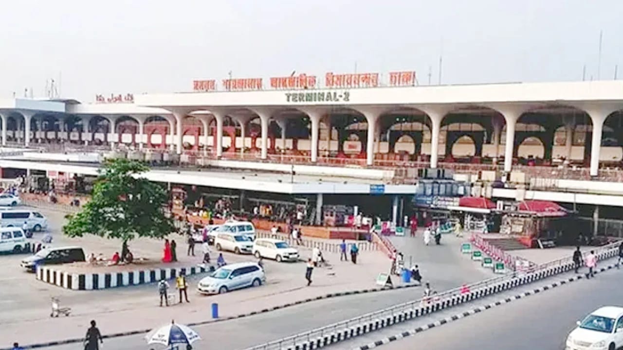 বিশেষ ফ্লাইটে কাতার থেকে দেশে ফিরলেন ৪৩০ বাংলাদেশি