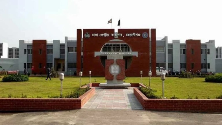 ঈদ উপলক্ষে পাঁচ কয়েদির অবশিষ্ট সাজা মওকুফ