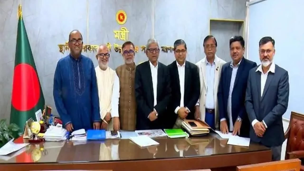 সিটি ও জেলা পরিষদে রাজনৈতিক প্রশাসক, স্থানীয় সরকার নিয়ে নতুন বিতর্ক