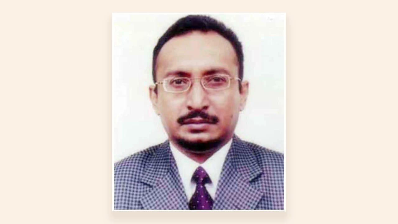 দুর্নীতির অভিযোগের পর হাইকোর্টের বিচারপতি রেজাউল হাসানের পদত্যাগ