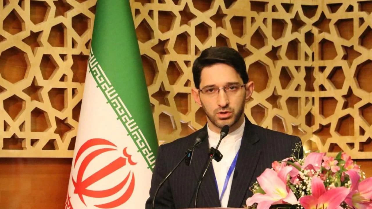 যুক্তরাষ্ট্রের চাপ মোকাবিলায় আরও আত্মবিশ্বাসী ইরান, আলোচনায় রয়ে গেছে মতপার্থক্য