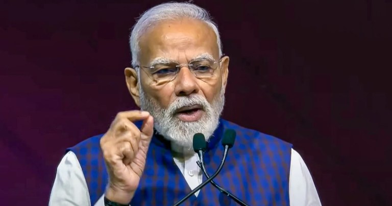 লোকসভায় নারী সংরক্ষণ বিল পাস হলো না, বিরোধীদের কঠোর সমালোচনায় মোদি