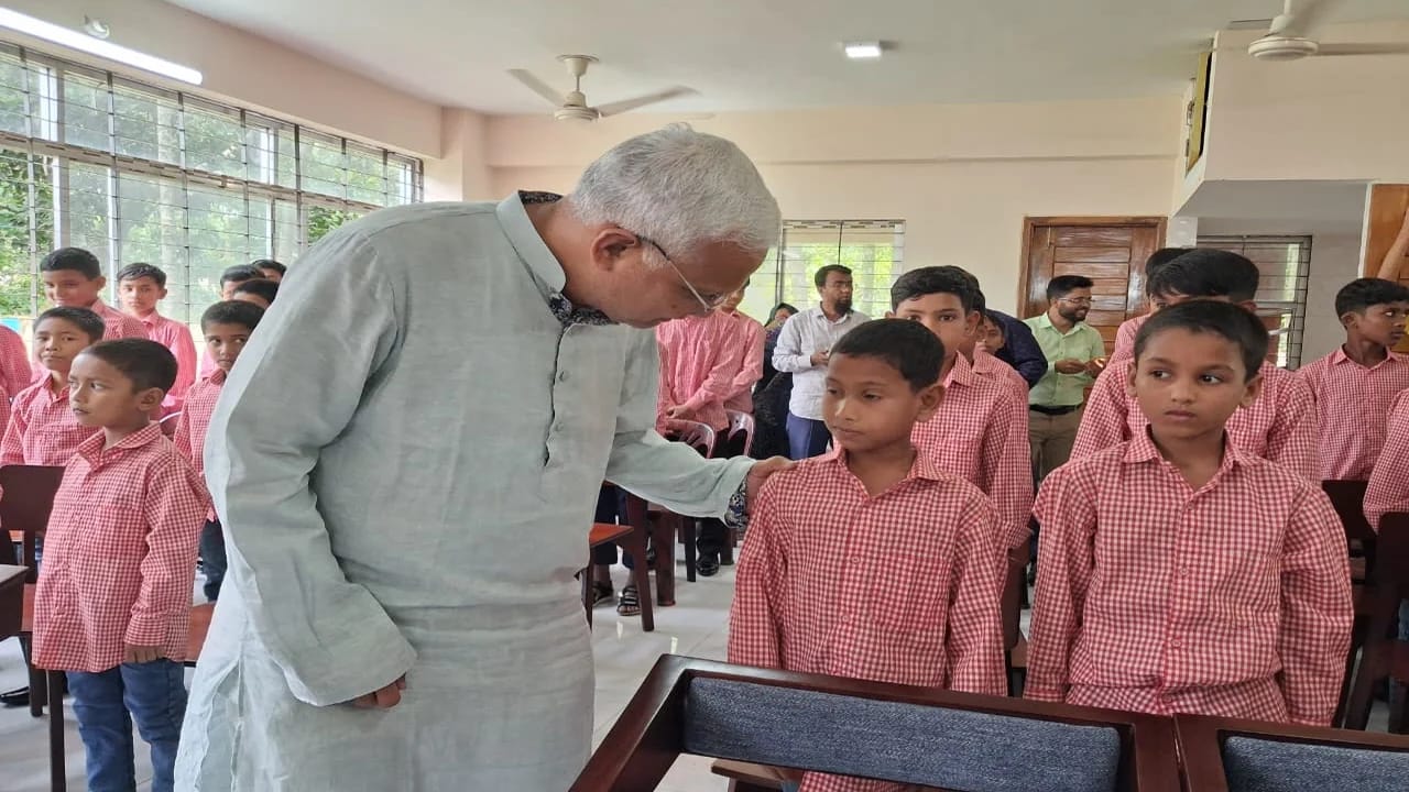 এতিম ও পথশিশুদের উন্নয়নে সরকার অঙ্গীকারবদ্ধ, ময়মনসিংহে সমাজকল্যাণ মন্ত্রী
