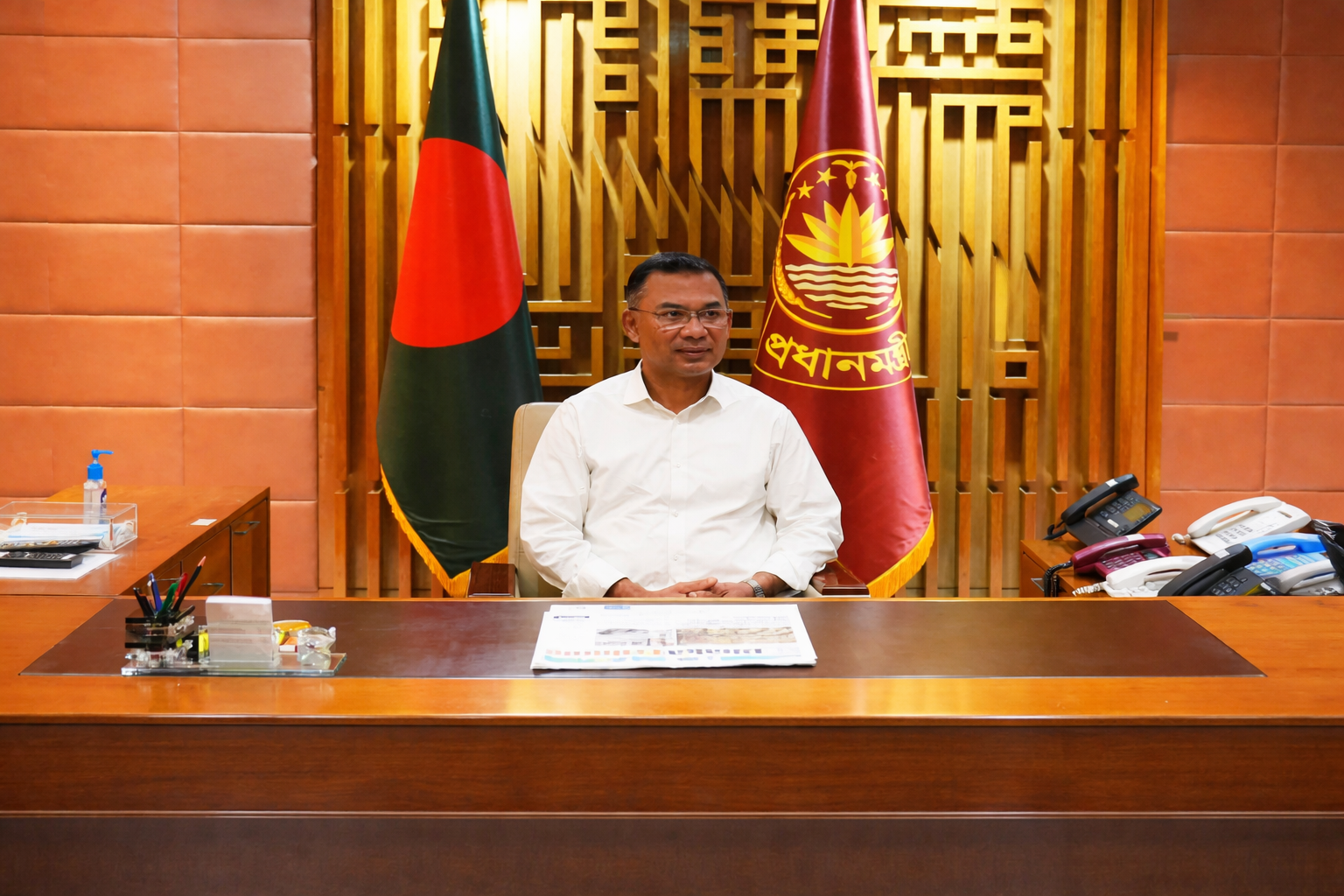 সশস্ত্র বাহিনী বিভাগে প্রথমবার অফিস করলেন প্রধানমন্ত্রী তারেক রহমান