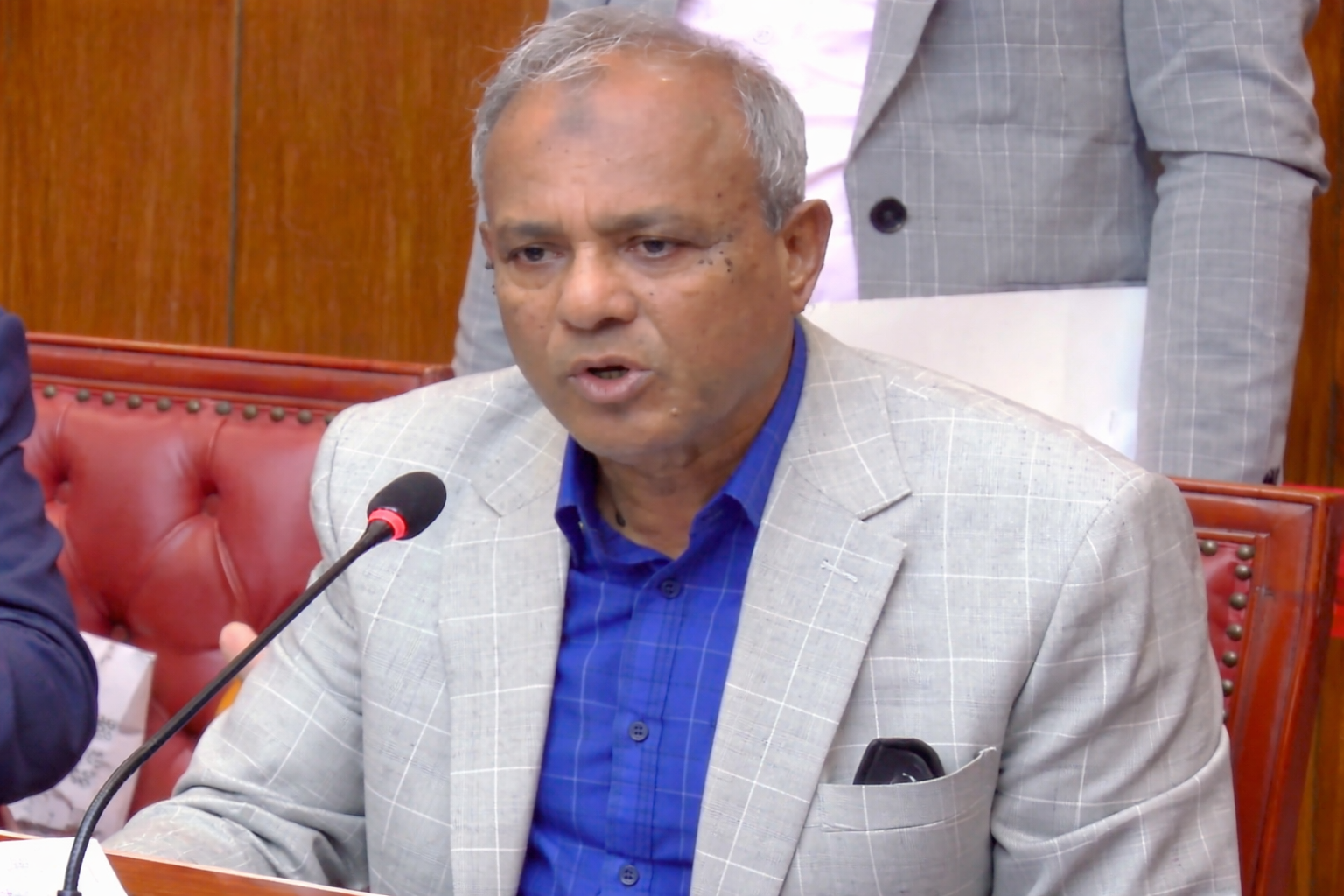নির্বাচনি নিরাপত্তায় সারাদেশে ৪১৮ ড্রোন ব্যবহারের কথা জানালেন স্বরাষ্ট্র উপদেষ্টা