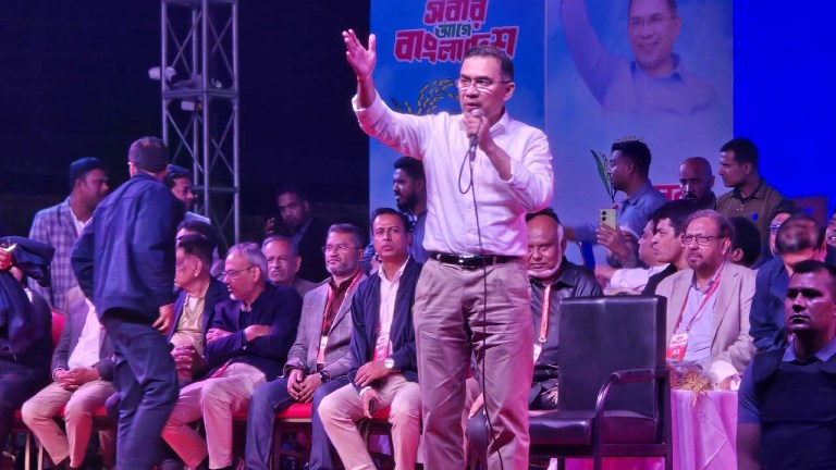 প্লেনে চড়ে হুট করে পালিয়ে যাওয়ার আমাদের কোনো জায়গা নেই, বললেন তারেক রহমান