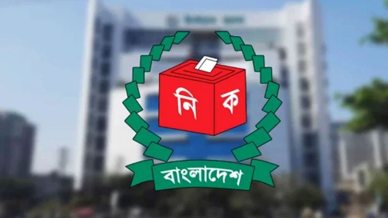 প্রার্থীর নাম ও প্রতীকসহ ব্যালট পেপার রিটার্নিং কর্মকর্তাদের কাছে পাঠানো শুরু করেছে ইসি