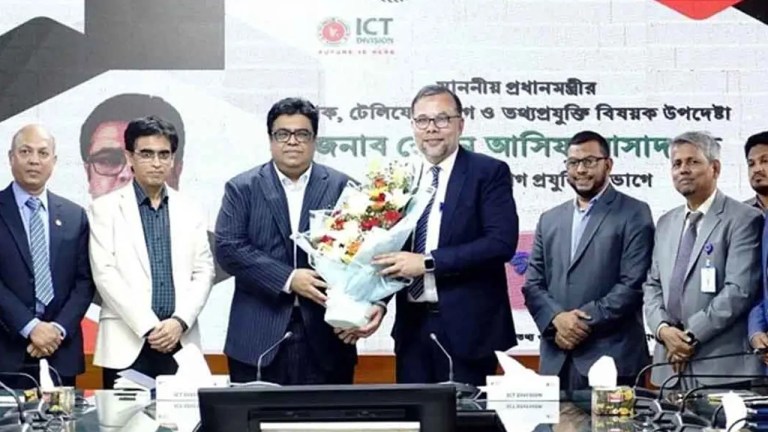 ডাক টেলিযোগাযোগ ও বিজ্ঞান প্রযুক্তি মন্ত্রণালয়ের উপদেষ্টা হিসেবে দায়িত্ব নিলেন রেহান আসিফ আসাদ