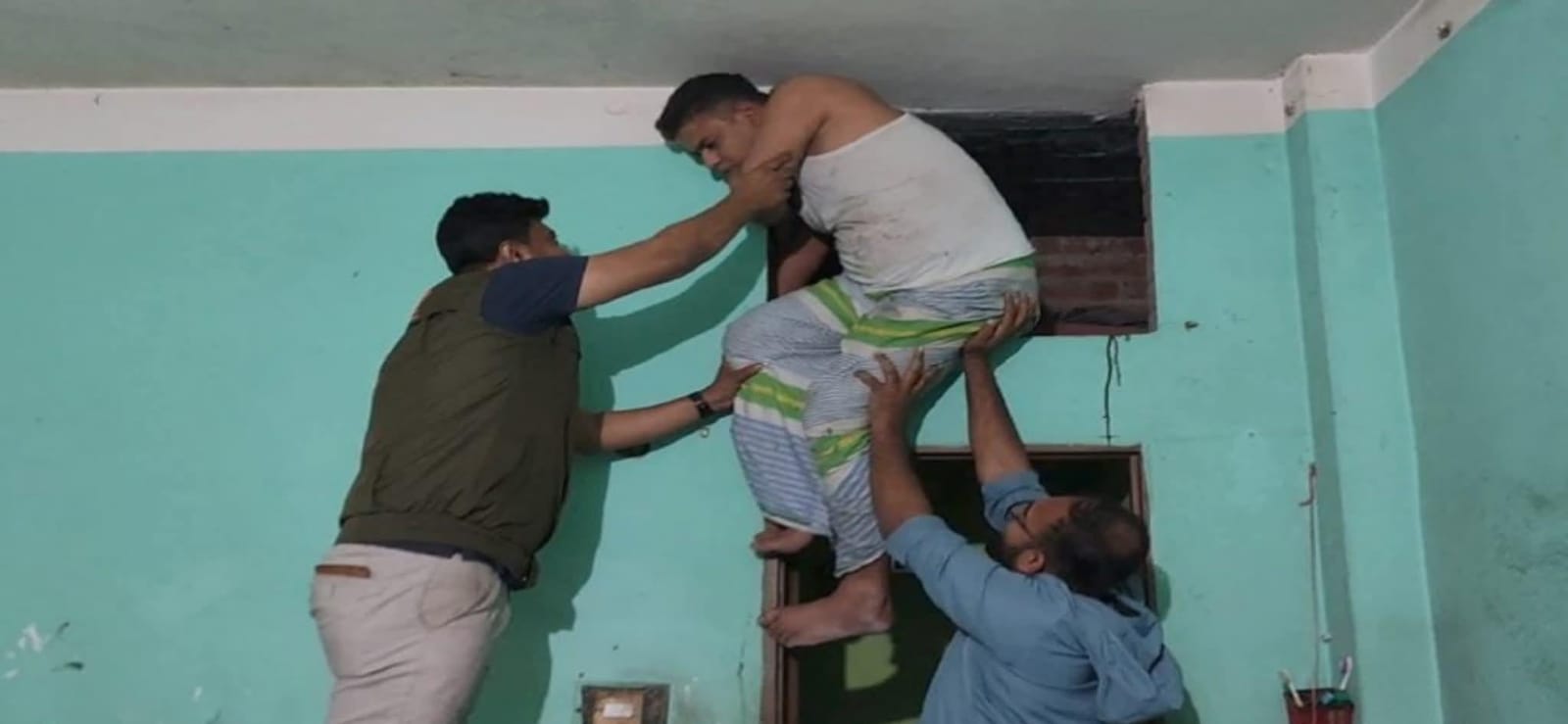 পাঁচ মামলার ওয়ারেন্টভুক্ত আসামি যশোরে গ্রেপ্তার