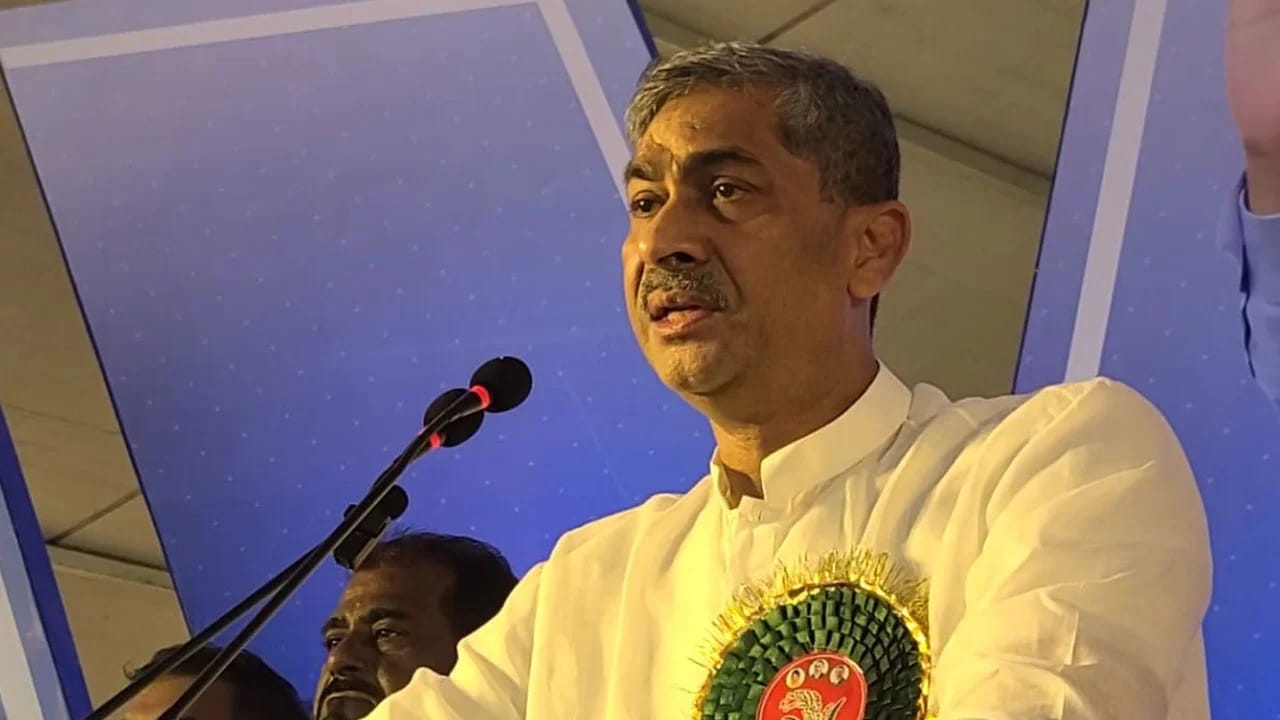 পাঁচ বছরে ২০ হাজার কিলোমিটার খাল খননের লক্ষ্য, জানালেন পানিসম্পদমন্ত্রী