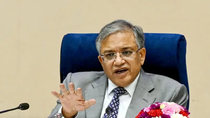 ভারতের প্রধান নির্বাচন কমিশনারের বিরুদ্ধে অভিশংসনের নোটিশ