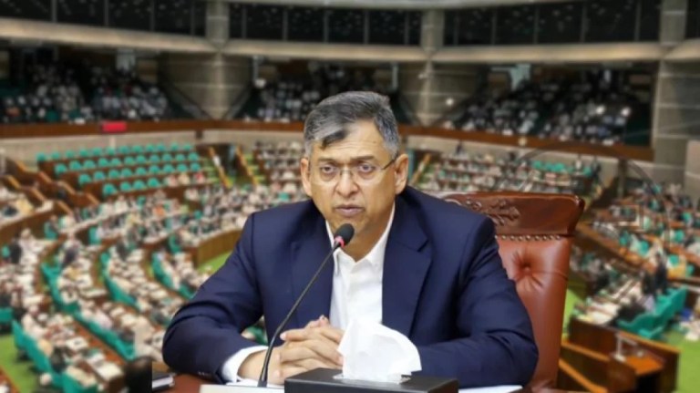 সংবিধান সংস্কার ইস্যু সংসদের ফ্লোরে উঠতে পারে, জানালেন স্বরাষ্ট্রমন্ত্রী