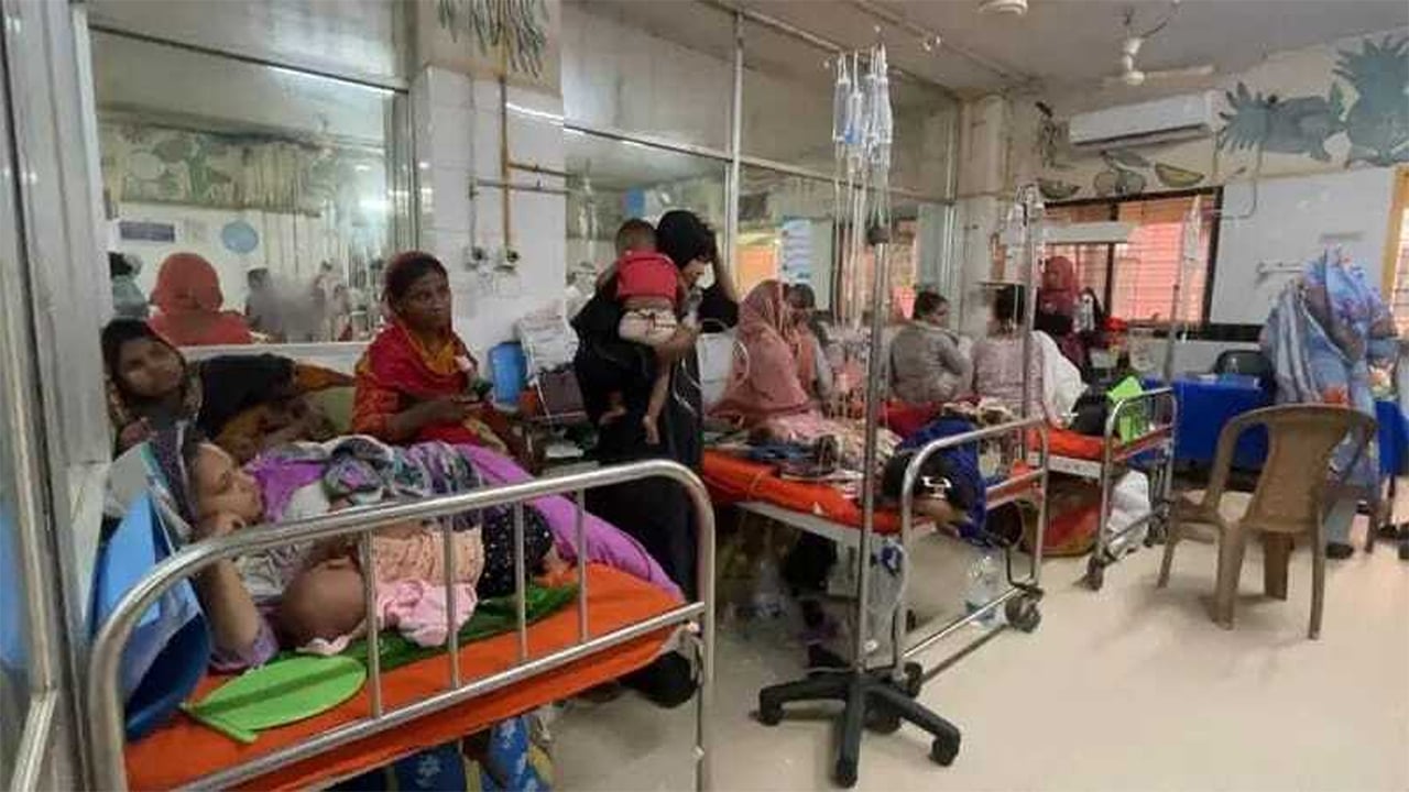 ২৪ ঘণ্টায় হামের উপসর্গে আরও ৪ মৃত্যু, আক্রান্তের সংখ্যা বাড়ছে