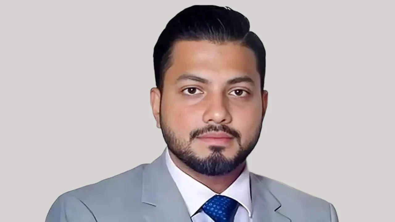 রায় নিয়ে বিতর্কে ইশরাক হোসেন, অবৈধ বললে অন্তর্বর্তী সরকারের বৈধতাও প্রশ্নে