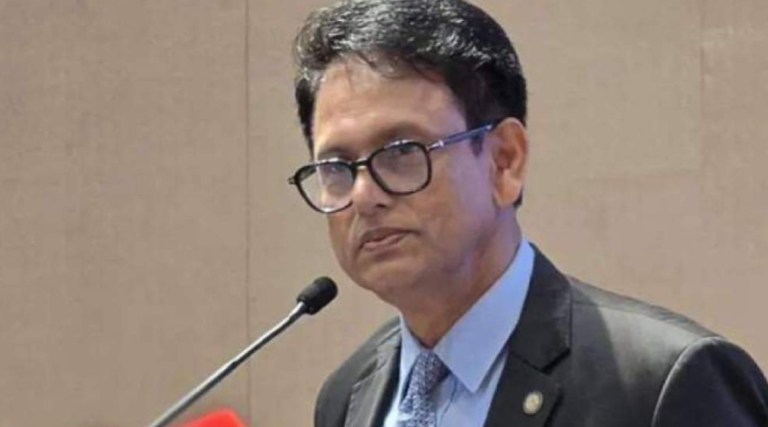 পর্যায়ক্রমে শিক্ষার্থীদের হাতে ট্যাব দেওয়া হবে: শিক্ষামন্ত্রী