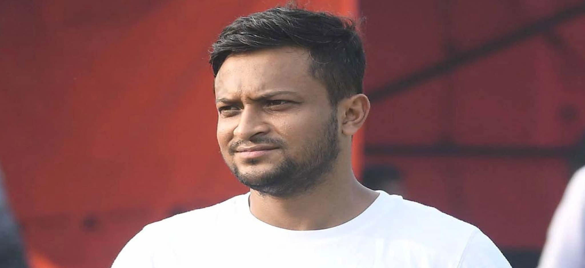 দেশে ফিরলে ব্যাপক জনসমাগম হতে পারে, মনে করছেন সাকিব
